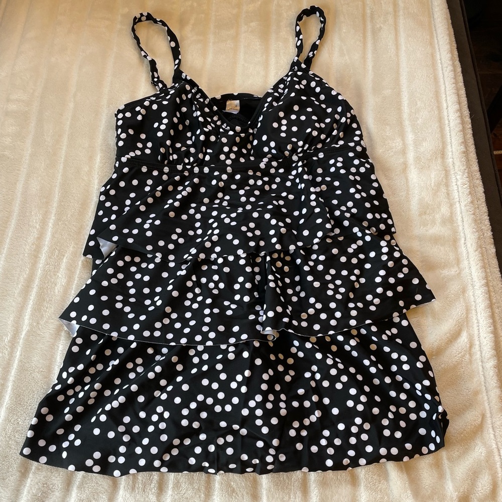 Jacklyn Smith One Piece Swimsuit 12 Black White Polka Dot Tiered Ruffle Padded